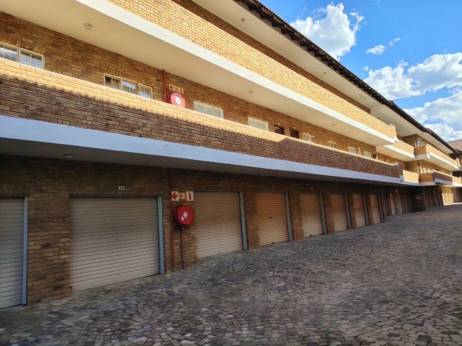 3 Bedroom Property for Sale in Rustenburg Central North West